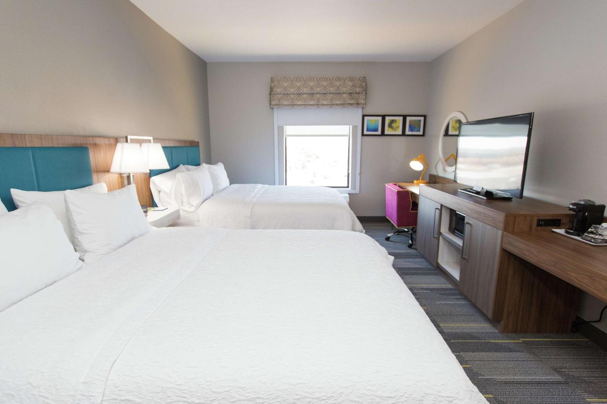 Hotel Hampton 3*