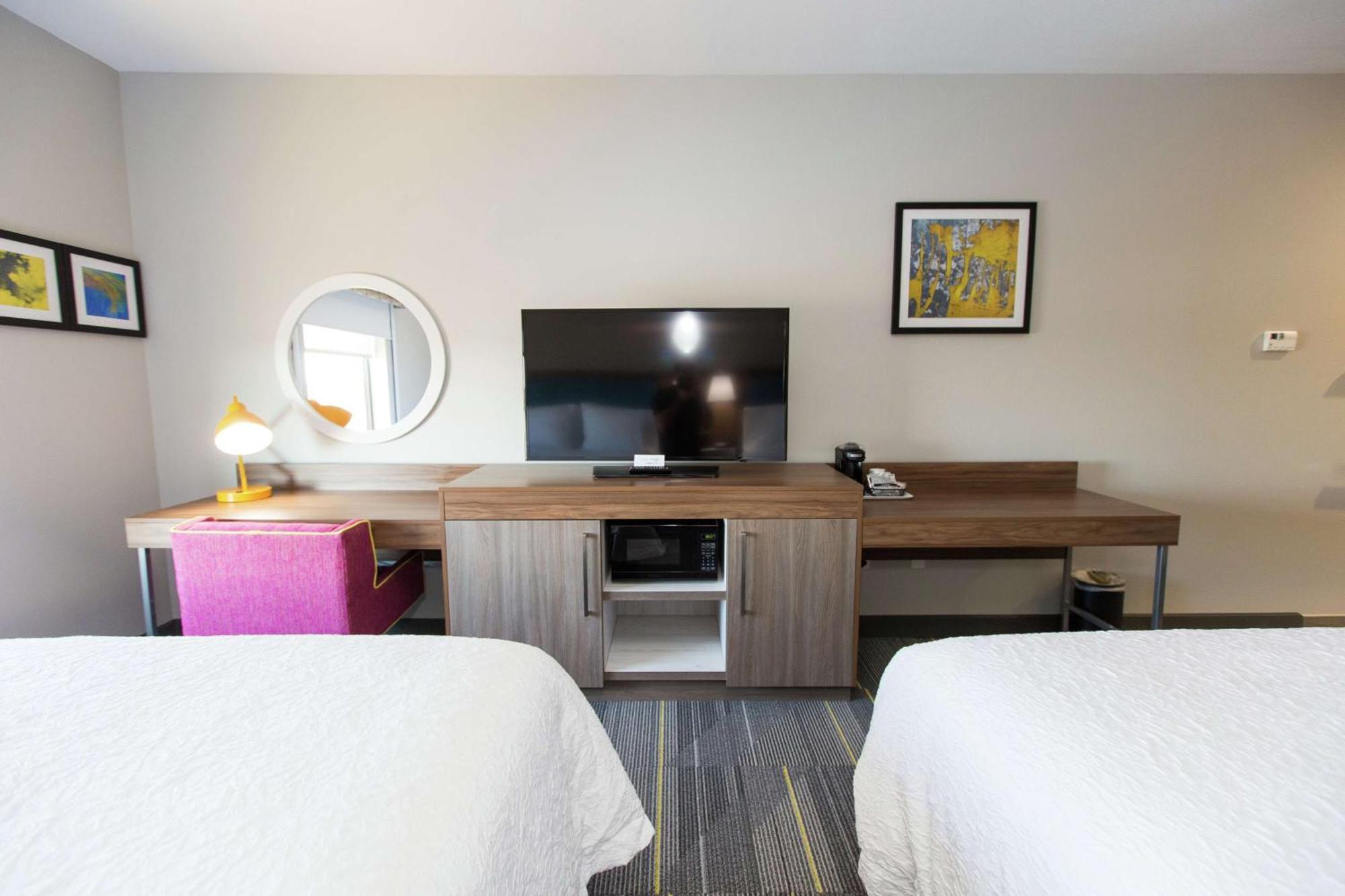Hotel Hampton Mustang