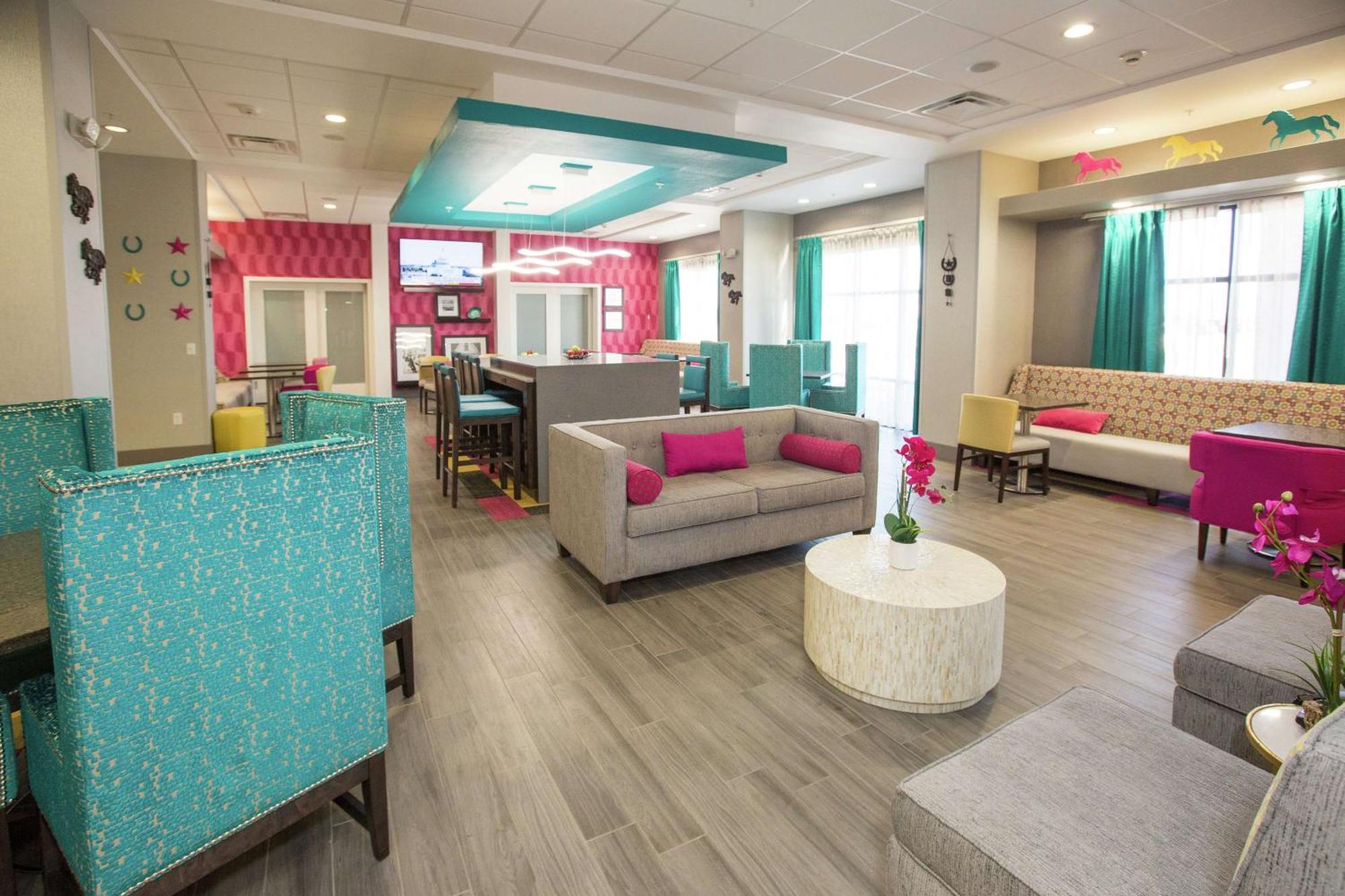 Hampton Hotel 3*